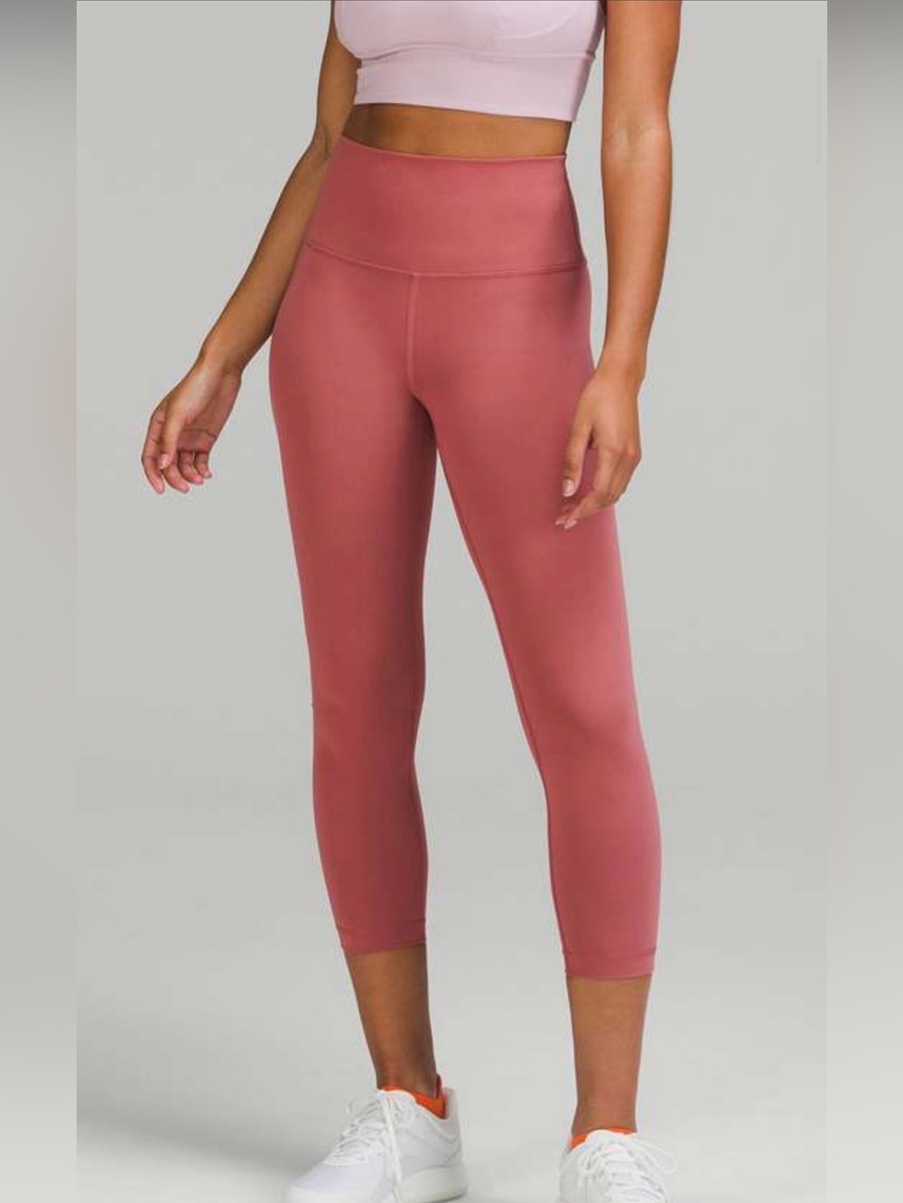 Lululemon Wunder Train High-Rise Crop 23"
Brier Rose Size 4